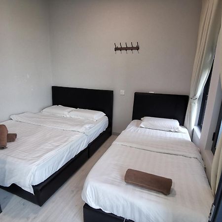 Jesselton Quay Suites Kota Kinabalu Exterior foto